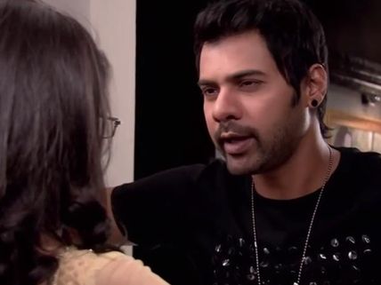 Abhi And Aaliya Delighted At The Disaster Of Kumkum Bhagya