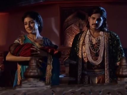 Jodha Akbar: Hussain To Die Too?