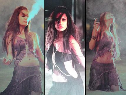 Exclusive: Lisa Haydon's Leaked Racy Look In The Shaukeens