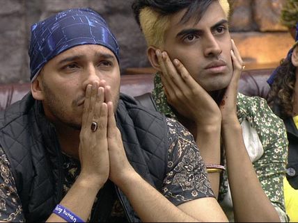 Bigg Boss 8: Atyachaar On Hands Of Wildcard/Captain Ali!