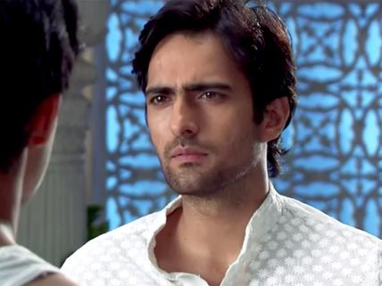 Qubool Hai: Rahat Forbids Faiz To Dream About Haya