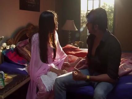 Qubool Hai: Seher Is Surprised Seeing Rehan