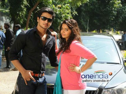 Karthikeya Movie Review 