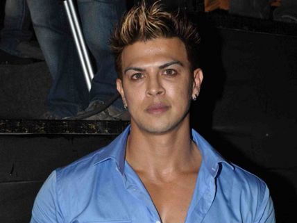 Sahil Khan Assaulted By Sana Khan's Beau Ismail Khan