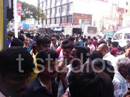 Belli Craze Grips Shivanna Fans