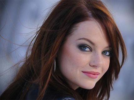 Emma Stone's Birthday: Pics That Prove She Is Gorgeous