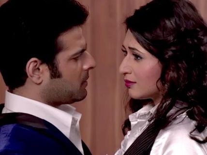 Yeh Hai Mohabbetain: Ishita Gives Private Performance For Raman!