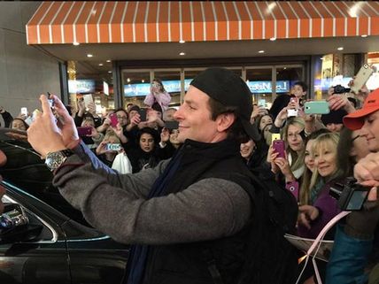 Bradley Cooper Shaves His Signature Beard, Looks Younger