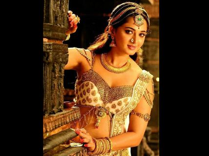 Rudhramadevi To Release For Sankranthi, 2015? 