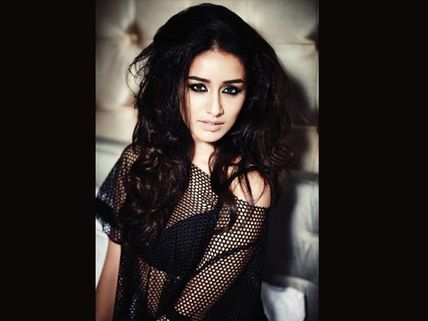 Humiliating #AskShraddha Tweets That'll Make Shraddha Cry