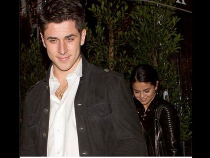 Selena Gomez Goes On Dinner Date With David Henrie