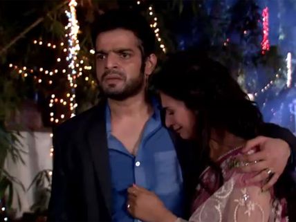 Raman Rescued Ishita From Ashok On Yeh Hai Mohabbatein! (Photos)