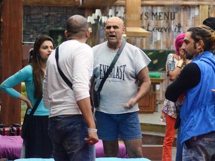 Bigg Boss 8's Puneet Issar Gets A Final Warning From Bigg Boss 