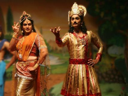 Kaaviya Thalaivan Movie Review: Lead Actors Shine