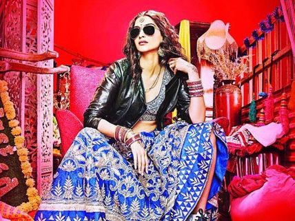Exclusive First Look: Sonam Kapoor In 'Dolly Ki Doli'