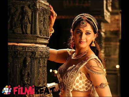 'Rudhramadevi' Anushka To Put On Weight!