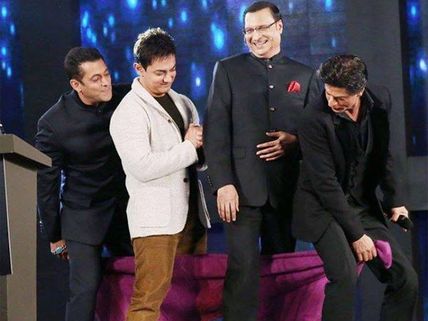 21 Years Of Aap Ki Adalat: Shahrukh, Salman, Aamir Towel Dance With Rajat![PHOTOS]