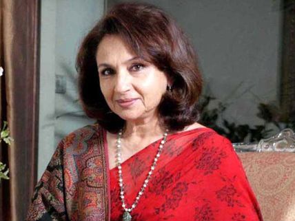 Shabana Finds Sharmila 'Most Gorgeous' 70-year-Old