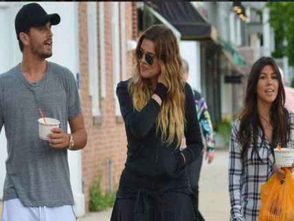 Khloe & Kourtney Called 'Trash', Scott Disick Defends