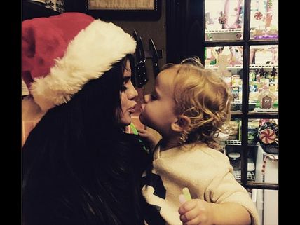 PICS: Hollywood Celebrities Celebrate Christmas