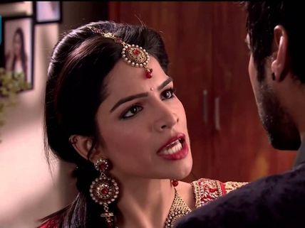Kumkum Bhagya: Abhi Gives The Fatal News To Aaliya