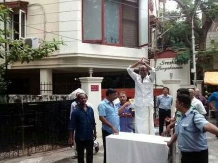 Rajinikanth's New Year Wish To His Fans!