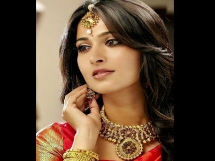 Wedding Bells For 'Rudhramadevi' Anushka Shetty!