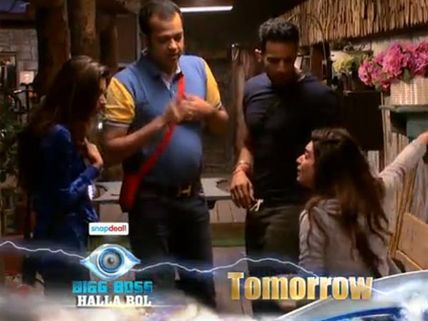 Did Dimpy Fight With Karishma Because She Snapped At Rahul On Bigg Boss 8? [PHOTOS]