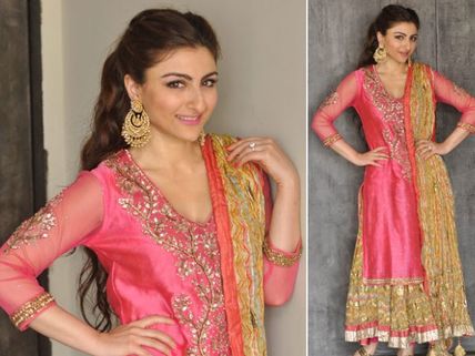 Pics: Soha Ali Khan-Kunal Khemu Mehendi Ceremony