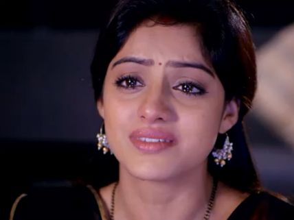 Diya Aur Baati Hum: Sooraj Gives Tearful Speech; Will Sandhya Accept Sooraj’s Apology?