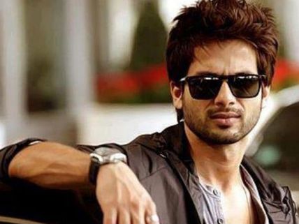 It's Party Time For Shahid Kapoor!