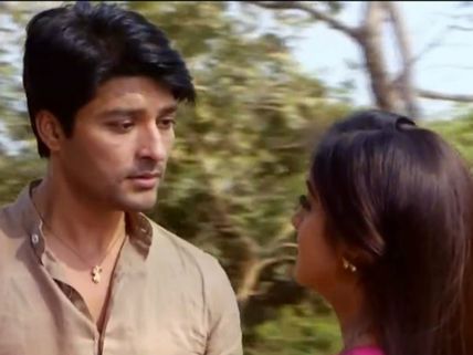 Diya Aur Baati Hum: Finally Sandhya Meets Sooraj!