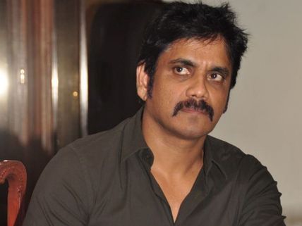 Shocking! Nagarjuna Asks His Fans To Shut Up 