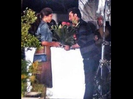 Exclusive Tamasha Pics: Ranbir Kapoor Proposes To Deepika Padukone 