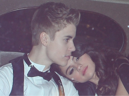 Justin & Selena Jokes From Bieber's Comedy Central Roast