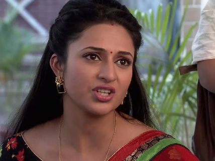 Yeh Hai Mohabbetein: Ishita Fails To Convince The Shrewd Lawyer