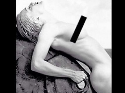 Madonna's #Unapologeticbitch Posts Continue, Shares More NSFW Pics