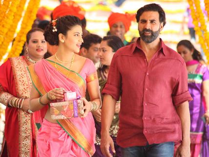 EXCLUSIVE FIRST LOOK: Shruti Haasan In Gabbar Is Back!