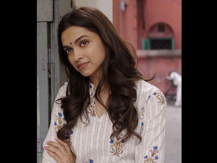 Piku First Monday (4 Days) Box Office Collection: Drop But Still Decent