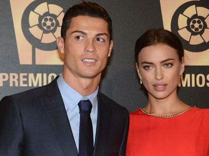 Irina Dumped Cristiano Ronaldo Over Betrayal, Kisses Bradley!