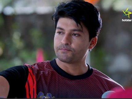 Diya Aur Baati Hum: Kabaddi Tournament – Sooraj In Trouble; Babasa Kidnapped!