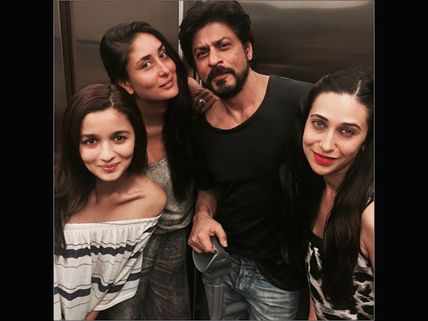 Pictures: Shahrukh Khan Missed IIFA 2015,  Partied With Alia Bhatt, Kareena & Karisma Kapoor