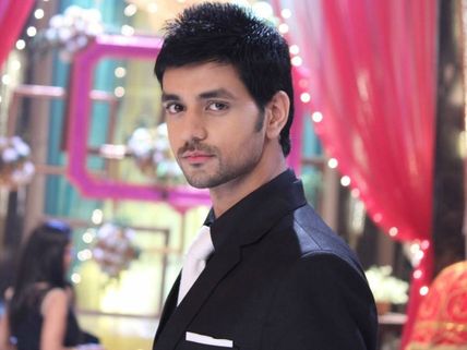 Shakti Arora Thanks 1 Million Fans On Facebook