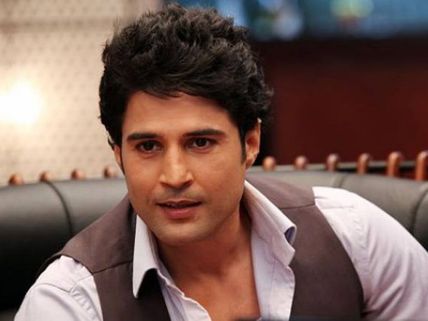 Here's Why Rajeev Khandelwal Had To Apologise To A Student! 