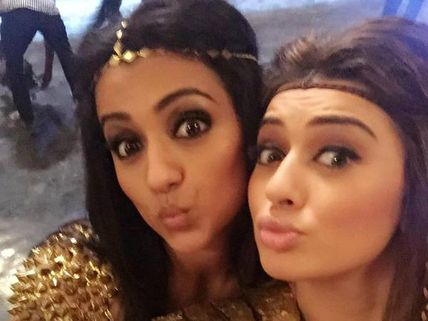 Trisha-Hansika's Safest Love Affair After Heart Break