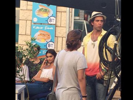 View Pics: Hrithik Roshan-Sonam Kapoor Spotted In Turkey, Shooting For Dheere Dheere
