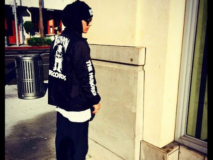 Justin Bieber Deletes His Racy Pic, Apologises On Instagram