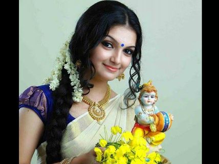 Saranya Mohan Quits Acting