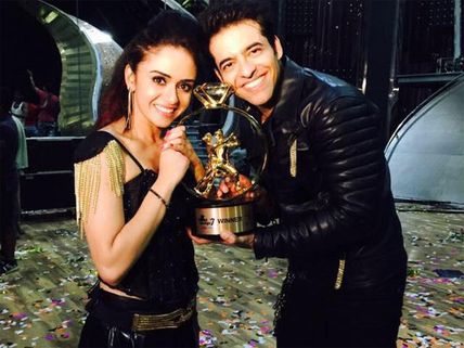 Nach Baliye 7 Winners - Himmanshoo Malhotra, Amruta Khanvilkar Thank Fans!