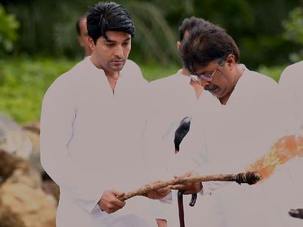 Diya Aur Baati Hum: Sandhya’s Death Is A Drama Before The Family!